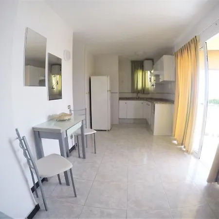 Апартаменти Torres Del Sol *