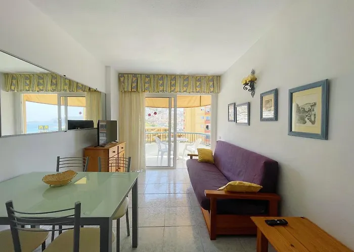 Torres Del Sol Apartment *