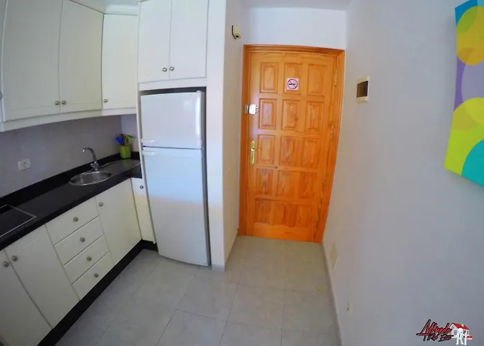 Torres Del Sol Apartment